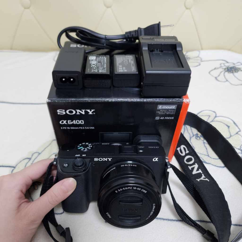 9成新 SONY a6400 數位單眼相機 ILCE-6400L  kit組 16-50mm (公司貨)