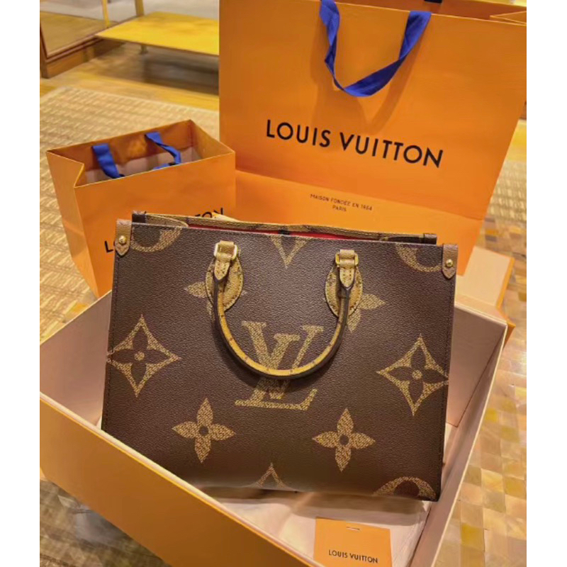 Louis Vuitton ONTHEGO MM Black Leather ref.991244 - Joli Closet