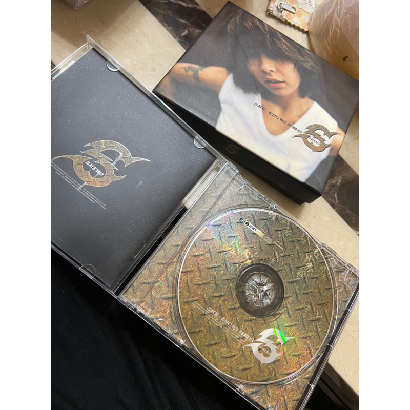 二手CD-she knows-林曉培