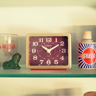全新 RHYTHM日本麗聲 紅色 酒紅 早期 復古 vintage 座鐘 造型鬧鐘 時鐘