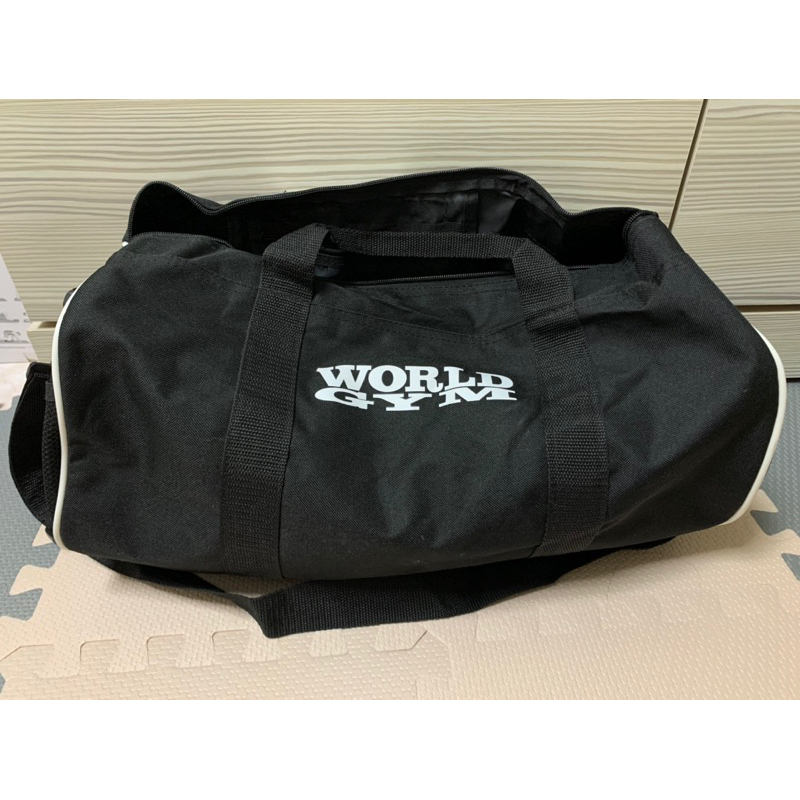 全新/WORLD GYM/運動圓筒包 運動包 旅行袋 行李袋/黑色