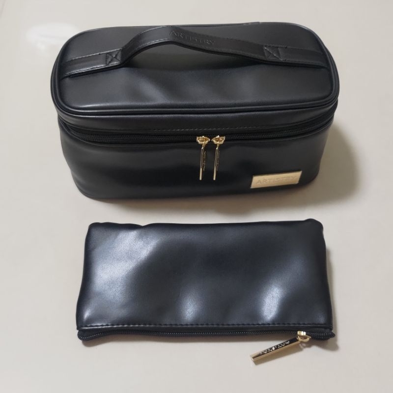 ARTISTRY 雅芝專業刷具化妝包(含8支刷具)