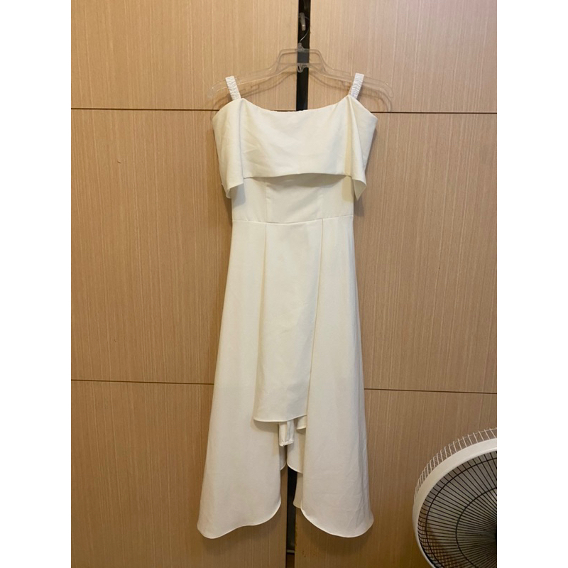 白色 米白 小禮服 洋裝 平口 有胸墊 層次感洋裝