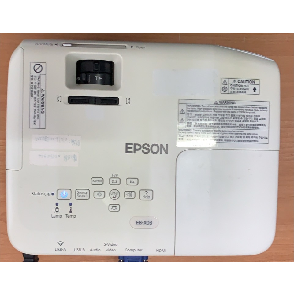 【尚典3C】EPSON 無線智慧APP投影機 EB-X03 中古.二手.影音設備 燈時1610H