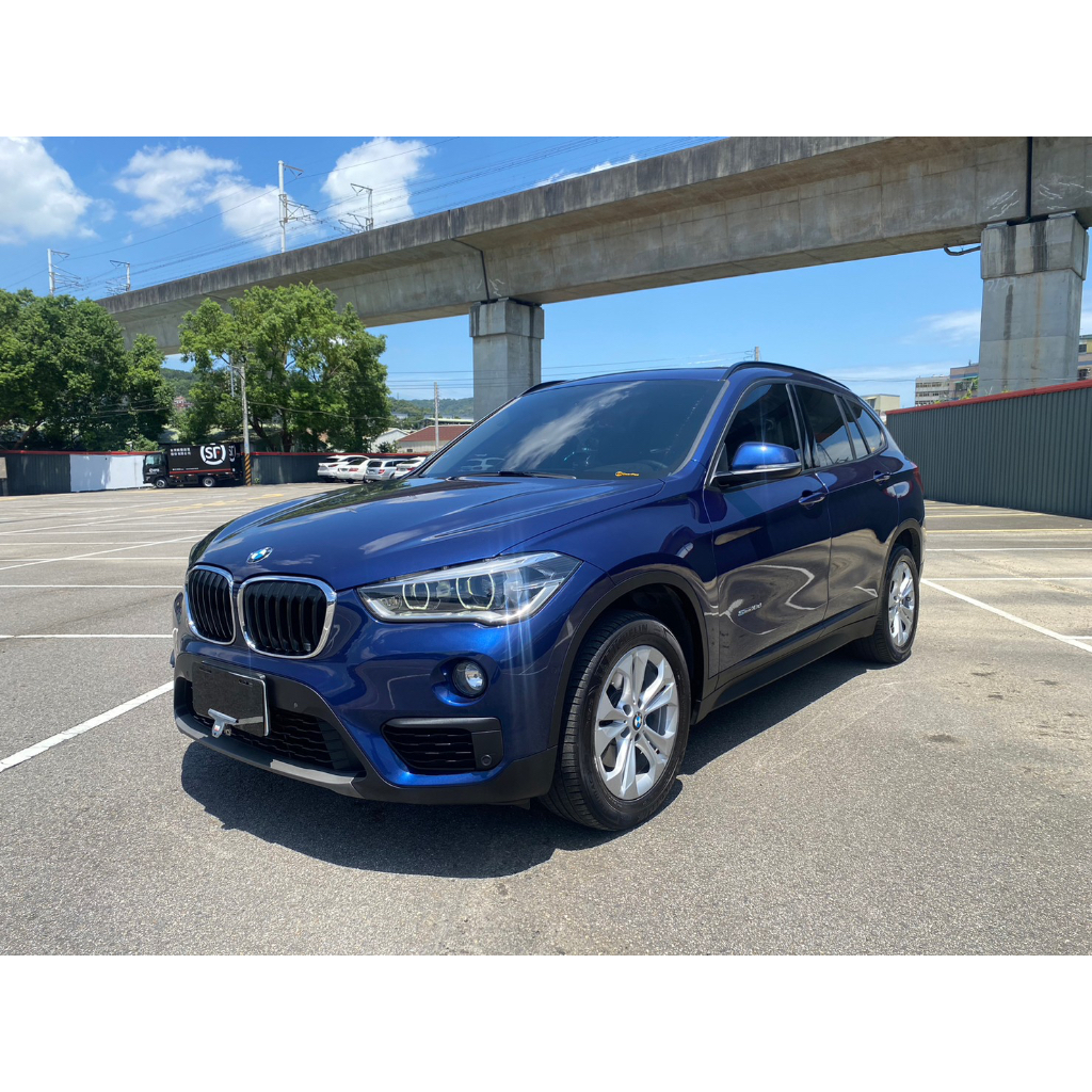 75w 2016  F48型 BMW X1 sDrive18d 2.0 柴油 金屬藍