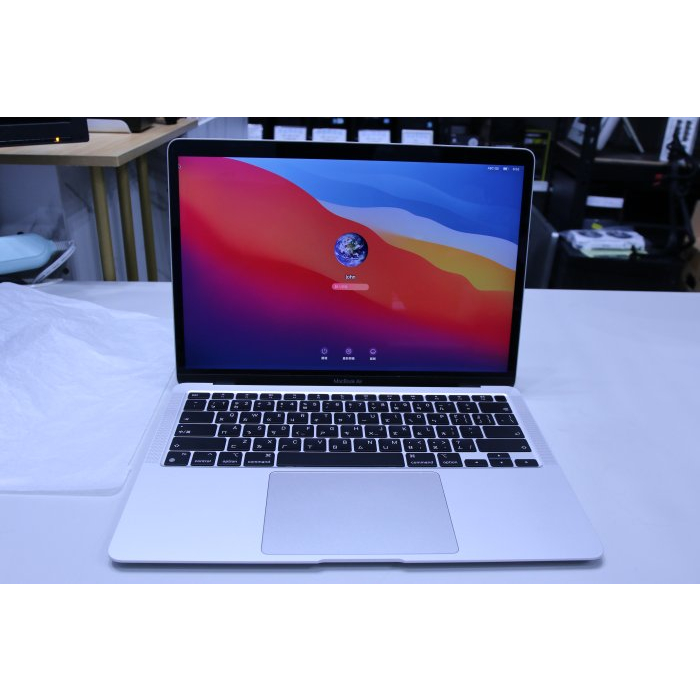 冠錡電腦 近全新 MacBook air A2337 2021年 M1晶片/8G/256G/13.3吋/2K