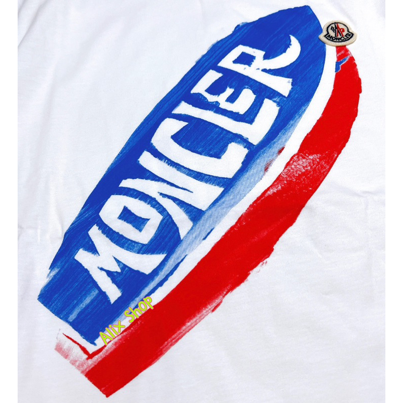 2023 Moncler 春夏新款、紅白藍配色印刷、徽章貼布Logo、白色 童裝短袖T恤、男女成人可穿。
