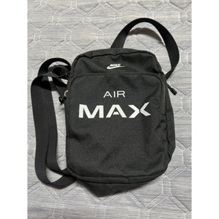Nike air max 黑色斜背包