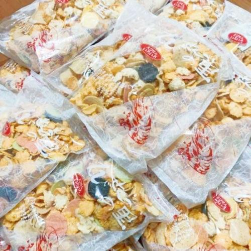 現貨 日本🇯🇵名古屋限定-えびせんべいの里蝦餅 綜合蝦餅