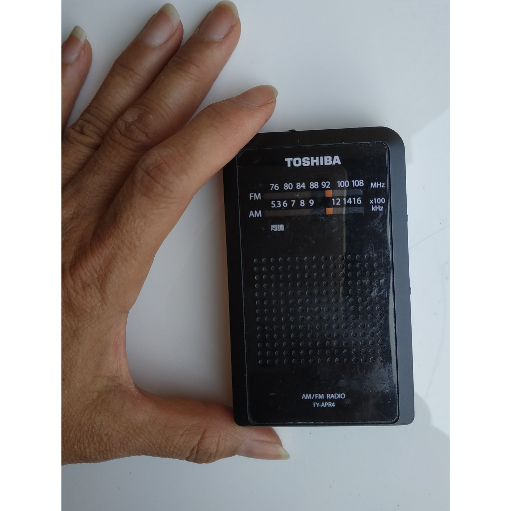 超迷你TOSHIBA TY-APR4收音機可連接耳機和喇叭播放二手9成新 有實測影片看