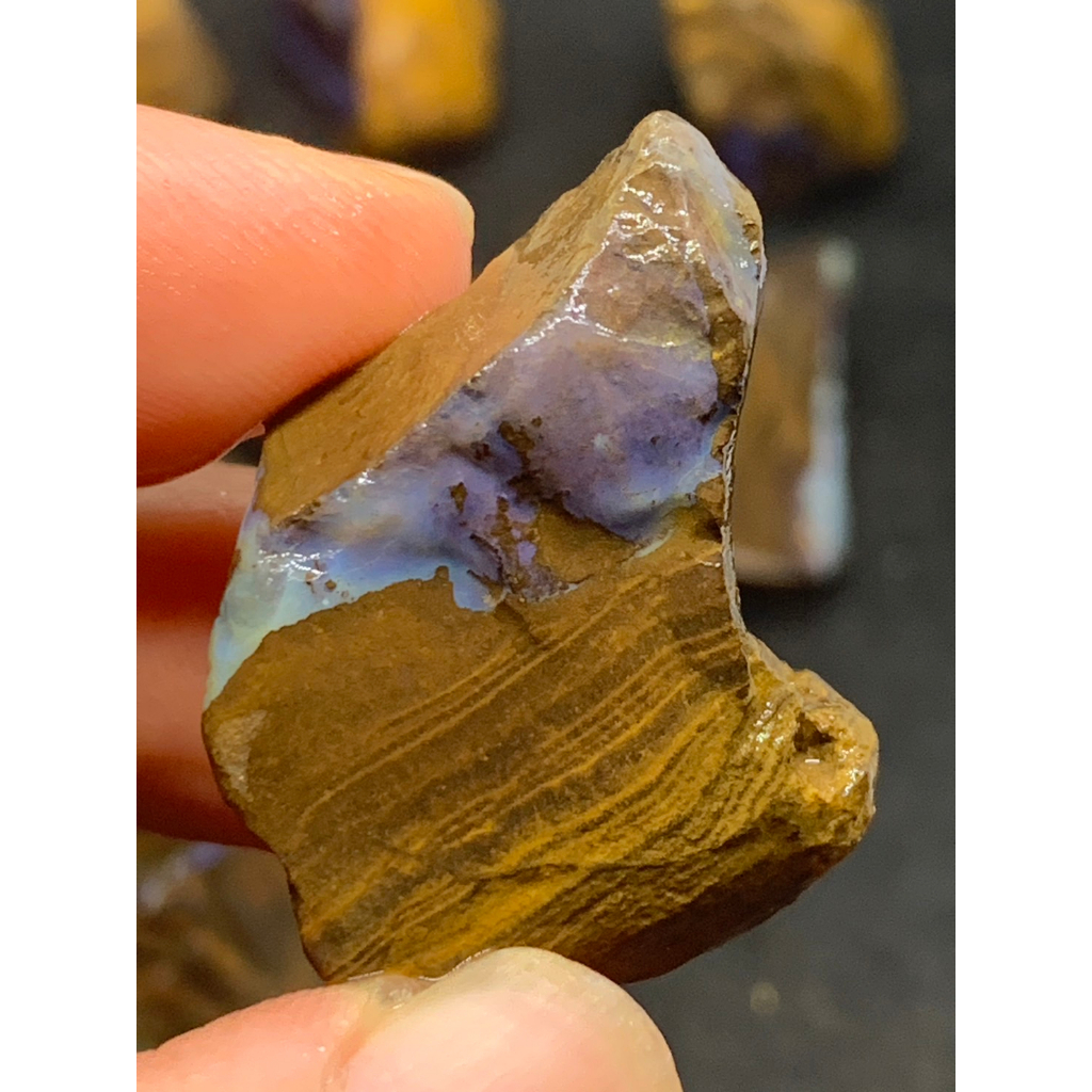 茱莉亞 澳洲蛋白石 礫背蛋白石原礦 編號Ｒ49 原石 boulder opal 歐泊 澳寶 閃山雲 歐珀