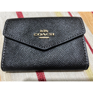 【COACH】金屬LOGO防刮皮革信封式卡夾/零錢鑰匙包(黑) Coach卡片零錢包