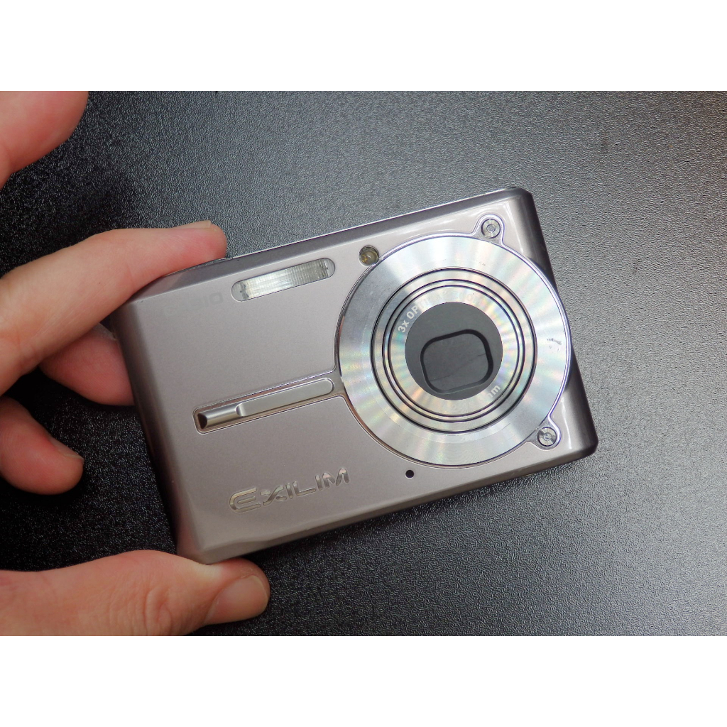 &lt;&lt;老數位相機&gt;&gt;CASIO EXILIM EX-S500 (CCD相機 /輕薄名片機/金屬機身)