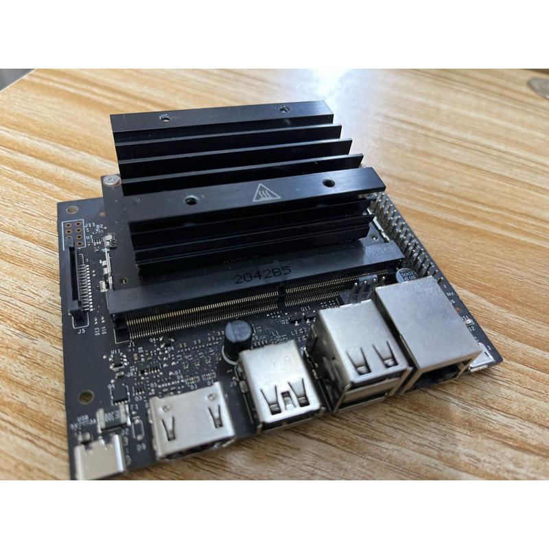 Jetson Nano 2GB 開發板