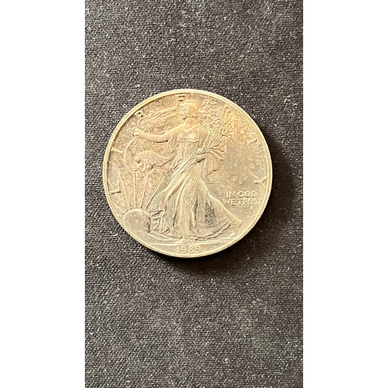 1989年美國鷹揚一盎司銀幣，品項如圖