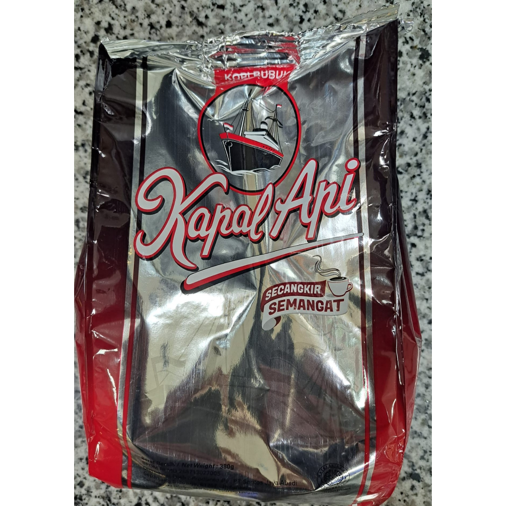 Kopi Kapal Api Silver Bubuk Kopi Hitam