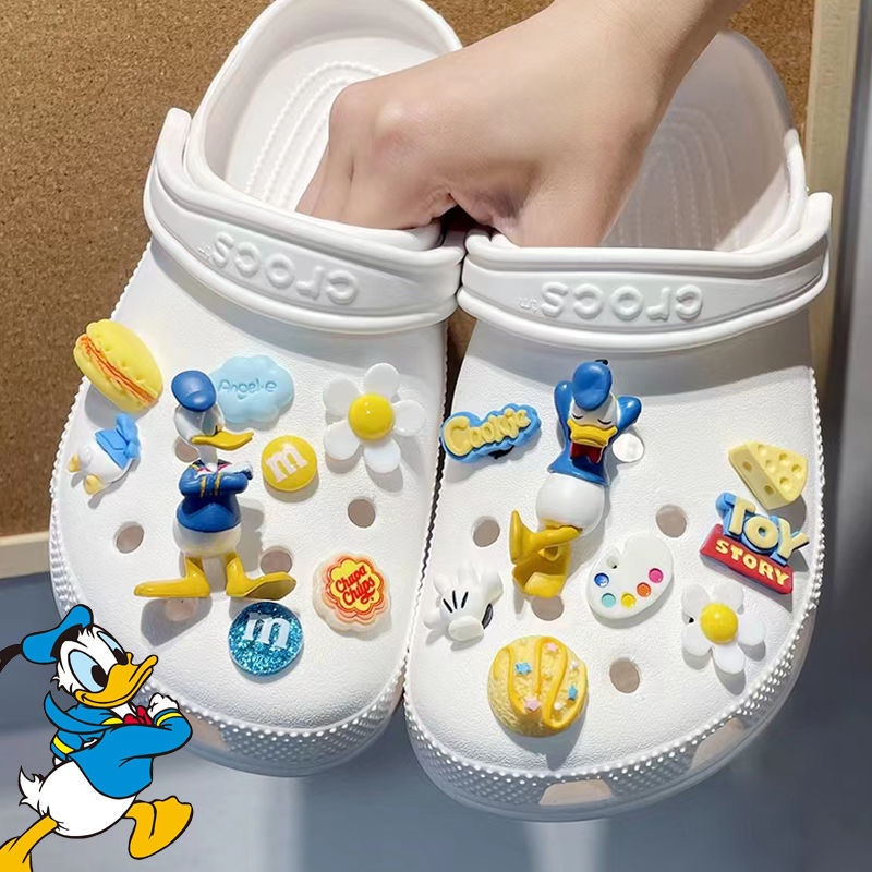 【台灣出貨】唐老鴨鞋扣 crocs洞洞鞋鞋扣鞋花裝飾扣 卡駱馳diy鞋花 沙灘鞋拖鞋鞋扣配件