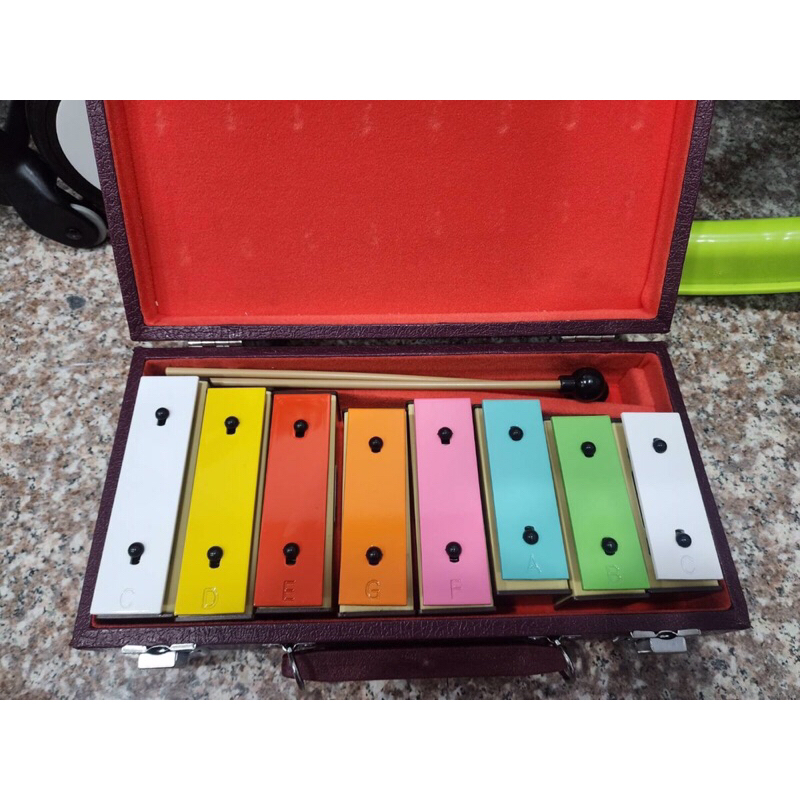 美育奧福鐘琴 適合學齡前 有八個音節的彩虹鐵琴,附琴棒 (音節都是可以放開的) 有付收納盒