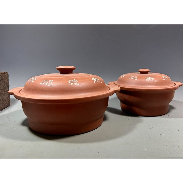 1990年代宜興紫砂（清水泥）陶器「鍋」一大一小 可以居普洱茶