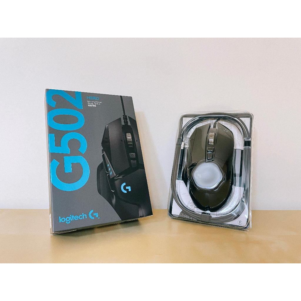 【二手出清】Logitech G 羅技 G502 HERO 高效能遊戲滑鼠 HERO感應器 11個可自訂按鈕 (9成新)