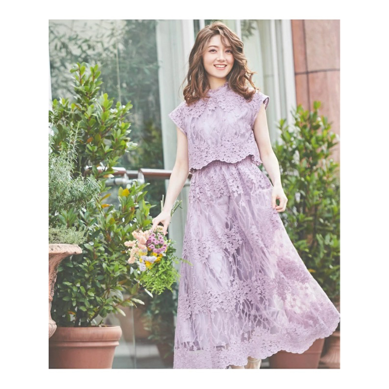 日本品牌 Noela 刺繡連衣裙