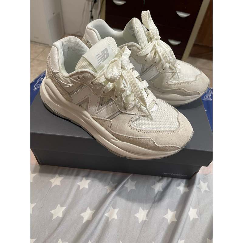 new balance 5740燕麥白 女鞋二手出售