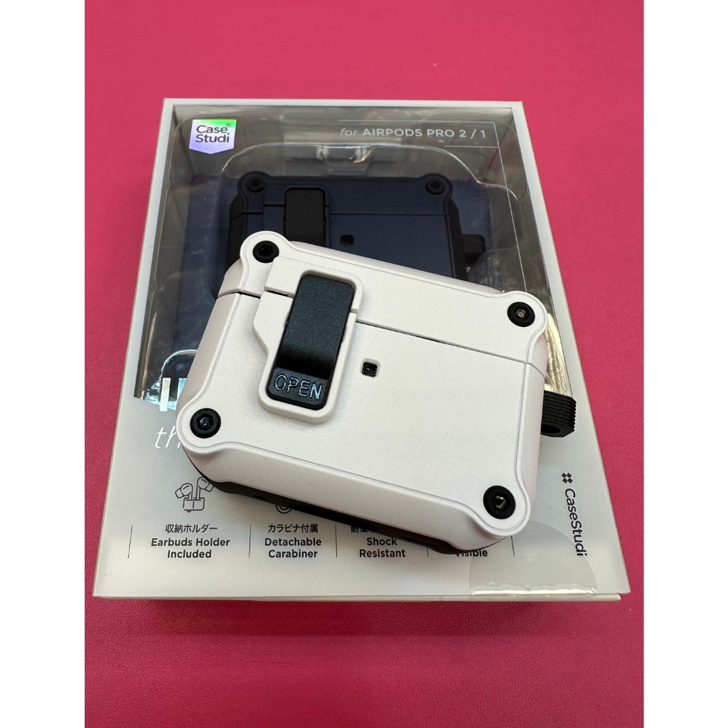 【CaseStudi】 AirPods Pro 2 / 1 Impact 充電盒磁扣防摔保護套-黑色附WATCH防丟收納