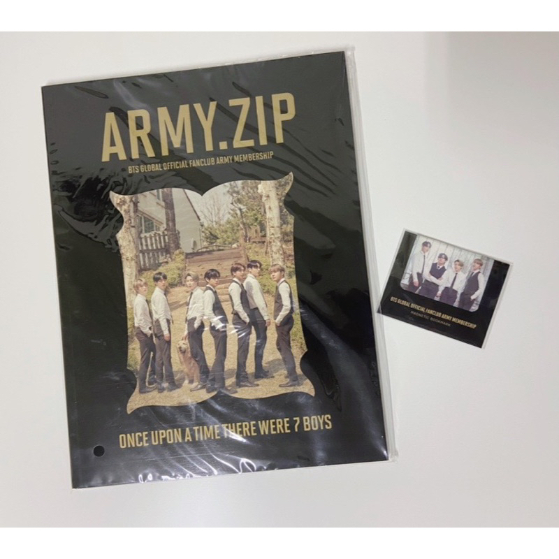 BTS 防彈少年團 ARMY MEMBERSHIP 七期會員禮-ARMY.ZIP寫真書+磁鐵書籤