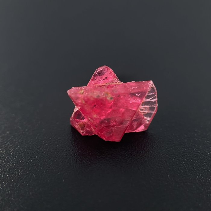 天然紅色尖晶石(Spinel)大衛之星雙晶原礦裸石1.07ct [基隆克拉多色石]
