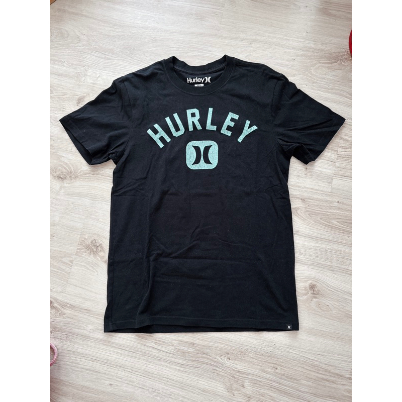 美國帶回Hurley T恤S號，使用nike dri-fit技術