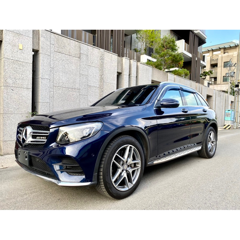 2017年 Benz GLC250 4Matic AMG