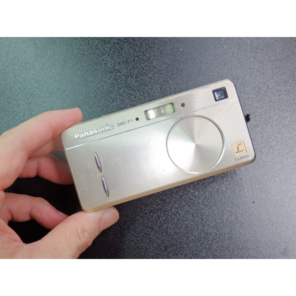 &lt;&lt;老數位相機&gt;&gt;PANASONIC LUMIX DMC-F1 (經典相機 / LEICA鏡頭/CCD相機/金)