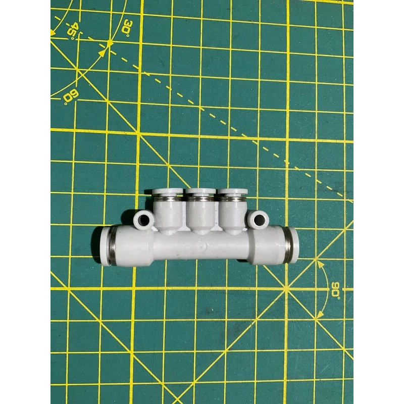 N30：亞德克AIRTAC 快速接頭 6mm*2/4mm*3 5通 PKG6-4（全新）