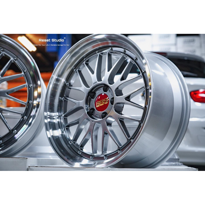 BMW G20/G21使用 BBS LM DB 20” 鍛造鋁圈