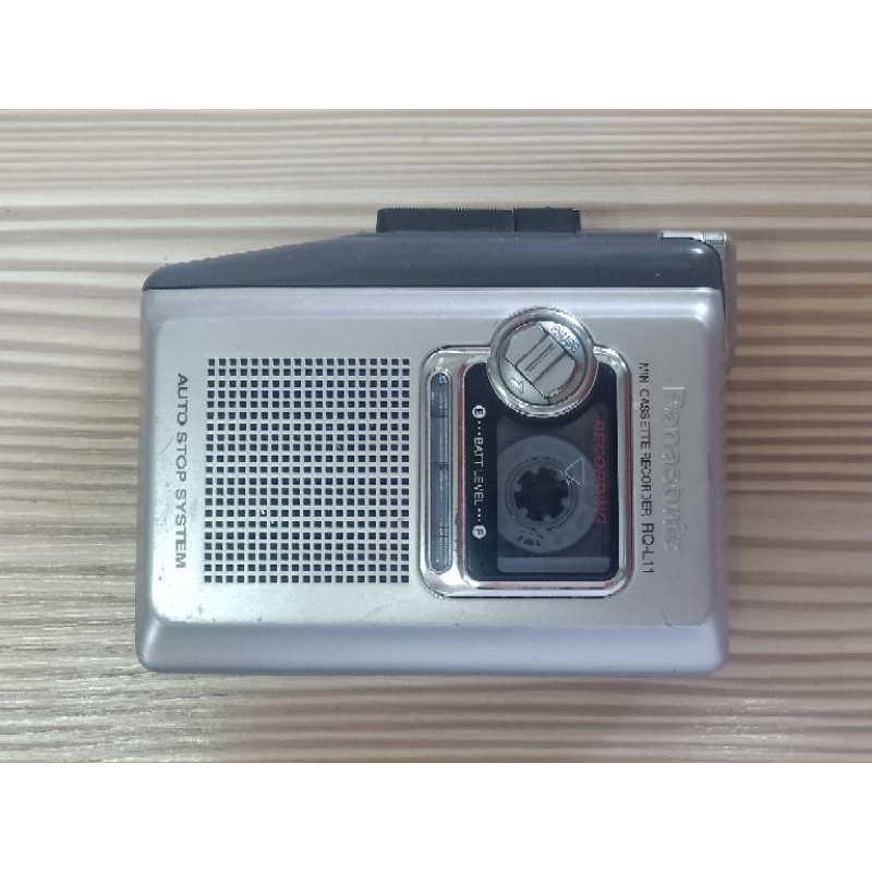 Panasonic RQ-L11"卡帶式錄/放音機隨身聽 古董 收藏 卡式 國際牌 錄音機