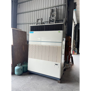 臺灣空調【日立10噸(氣冷)箱型機.9成新380V.另高價收購5年內各式空調機器】專業冷氣空調裝置買賣租賃.安裝工程承包