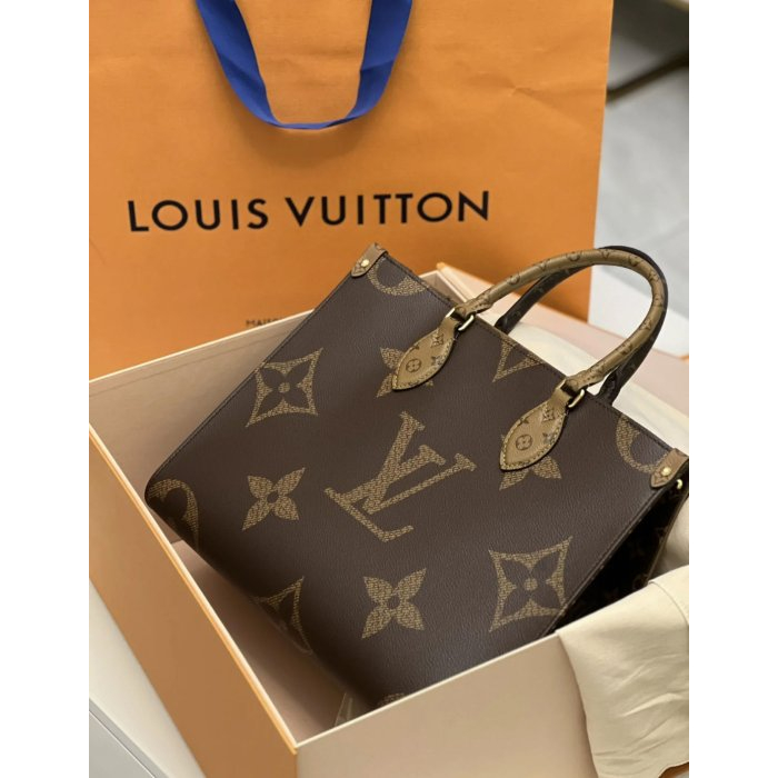 LOUIS VUITTON Monogram reverse On the Go MM Tote Bag M45321 LV Auth 24393  Grey Cloth ref.370583 - Joli Closet