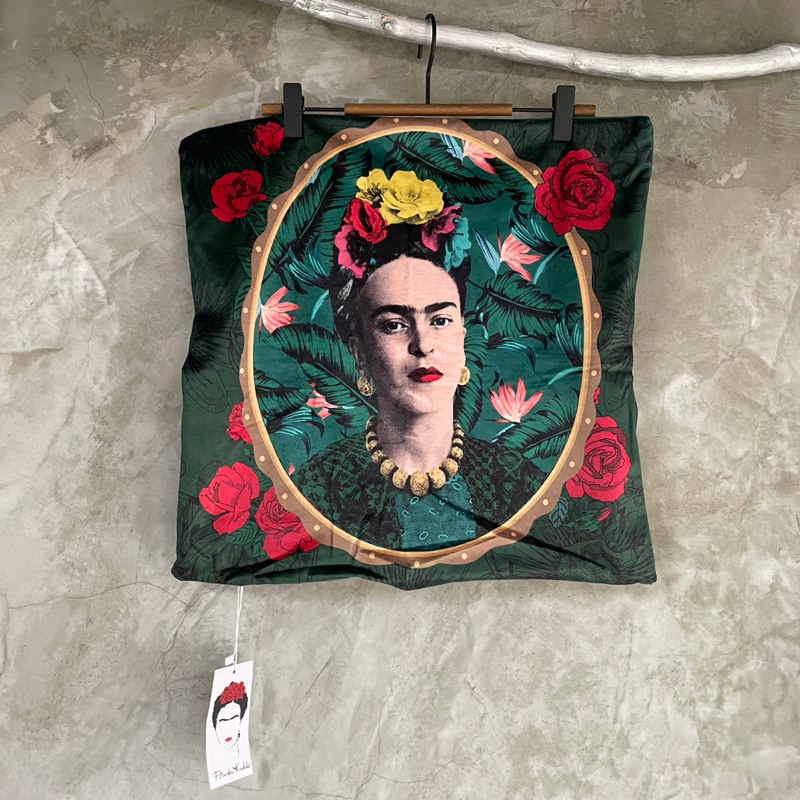 [光滑商場]Frida Kahlo芙烈達·卡蘿 墨西哥畫家 45x45 枕套 個性風格