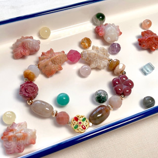 拾月手作~花開富貴金魚躍～天然原創水晶手鍊手串手鏈｜可客製化(防小人、招財、助事業、增智慧 十二生肖守護神）
