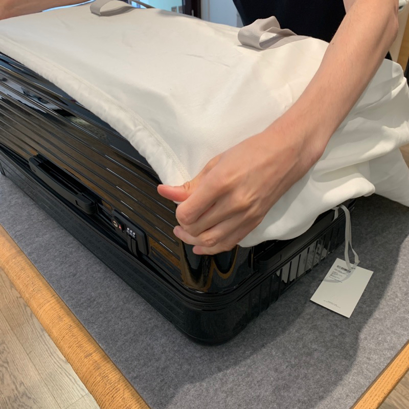 Rimowa Trunk Plus （人在德國）