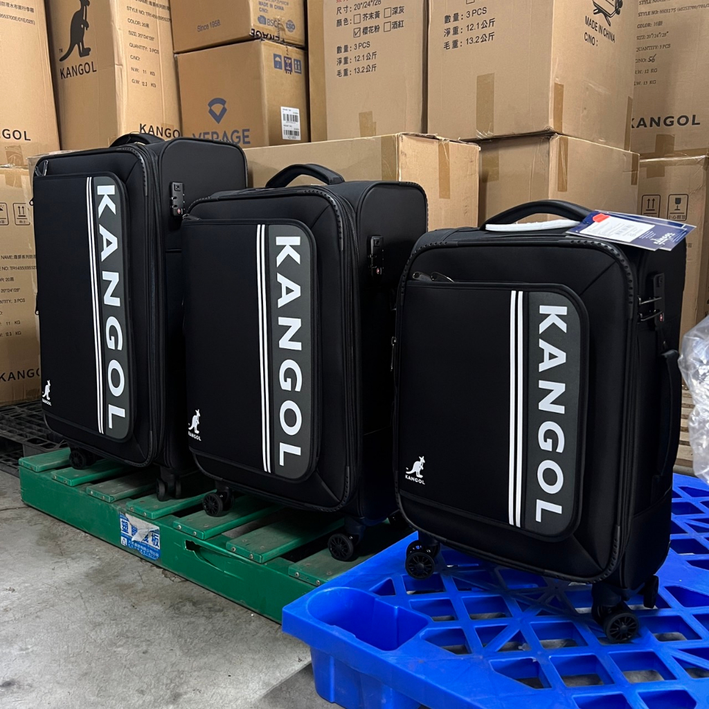現貨! KANGOL 袋鼠 字母 黑色 防水 素面 布箱 軟布箱 登機箱 行李箱 出國  20吋 24吋 28吋
