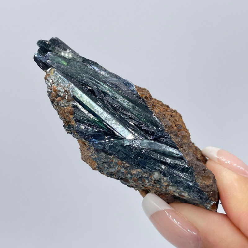 亞馬遜藍鐵礦 原石原礦 NO. F111