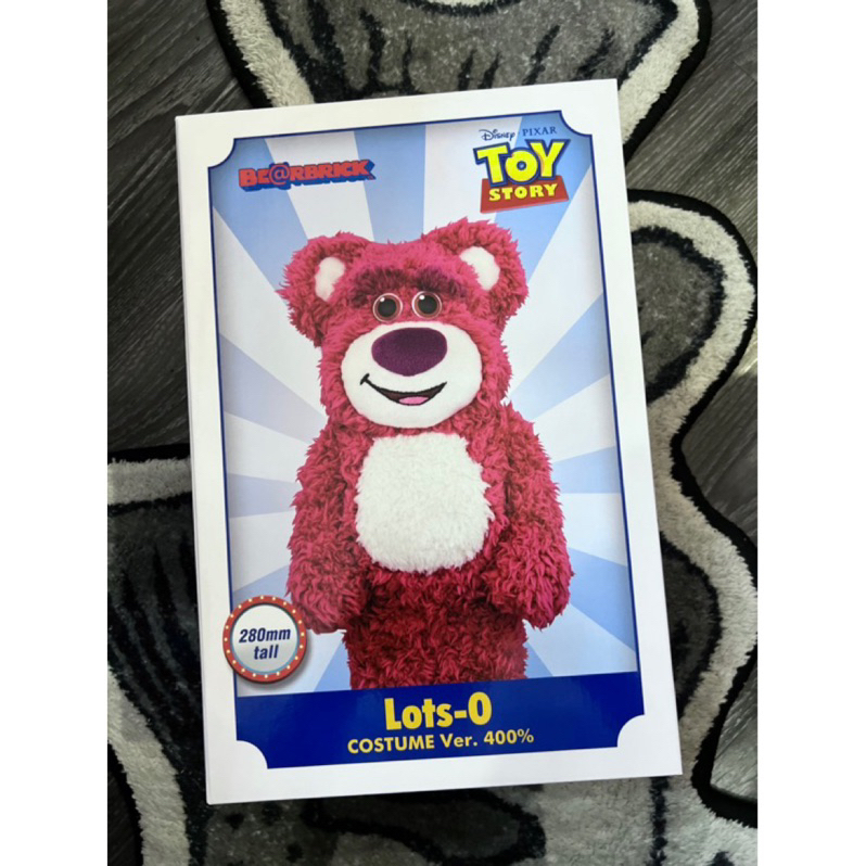 BLS • 正品現貨 BE@RBRICK 400% 毛毛版 熊抱哥 庫柏力克熊 bearbrick Lots-O 草莓熊