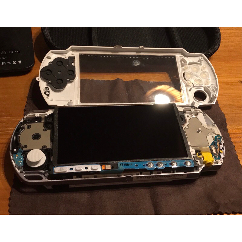 PSP 拆機 清灰塵 光碟機讀取噪音 維修服務