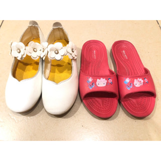 二手近全新 19公分女童花朵裝飾包鞋+hello kitty拖鞋