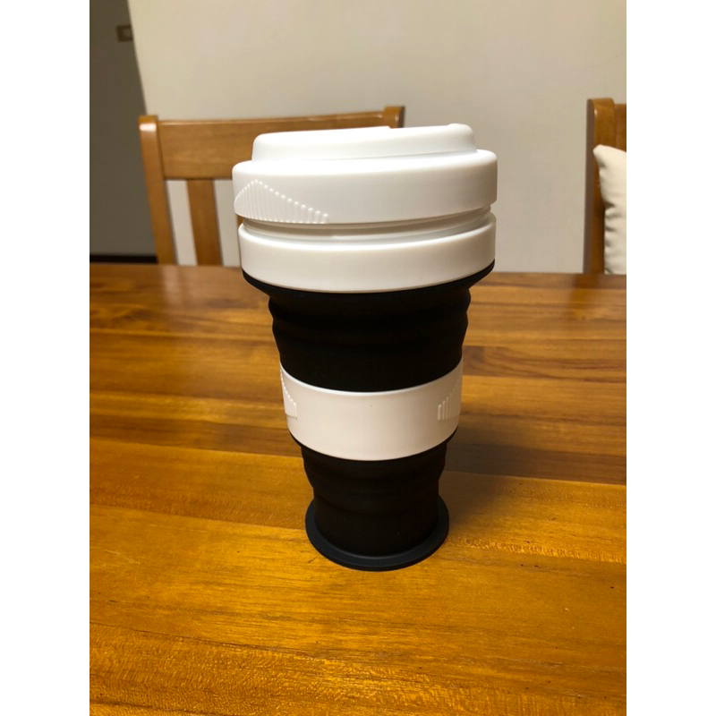 全新 550ML直飲吸管兩折疊隨行杯 摺疊咖啡杯 矽膠材質 環保杯 伸縮杯