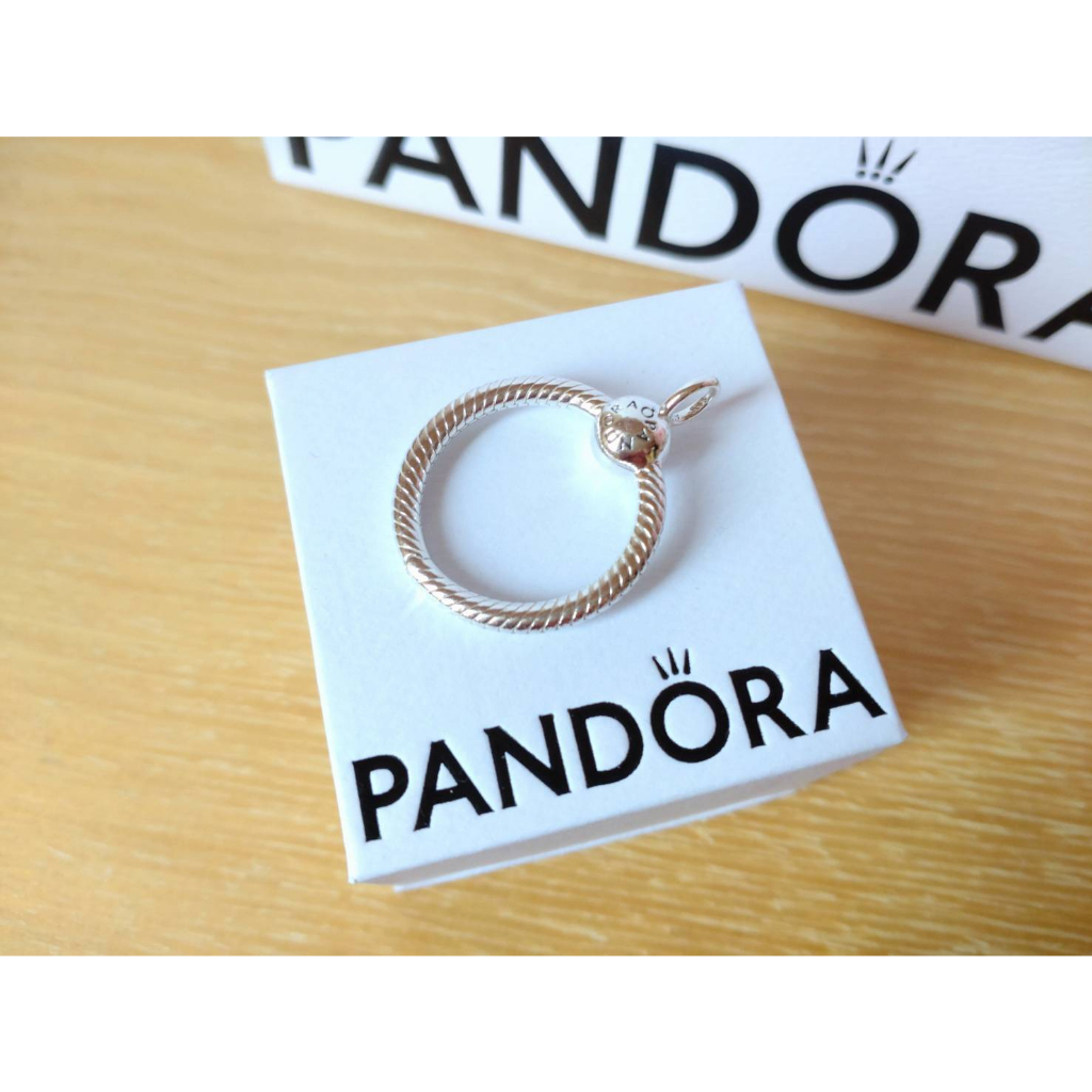 【jillyen0519專屬賣場】PANDORA潘朵拉 皇冠O項鏈環(小型) + 粉紅璀璨冠冕戒指（二手專櫃正品）