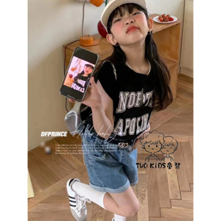 TWO KiDS 童裝230195-現貨日韓假兩件字母印花短版上衣+牛仔反摺百搭短褲女童兒童中大童