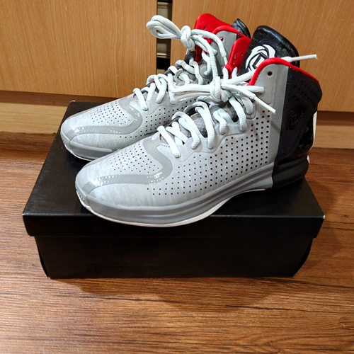 鞋子斷捨離 Adidas D Rose 4 Restomod