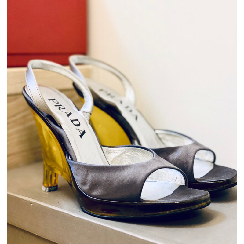 (二手）Prada 銀色緞面械型跟鞋